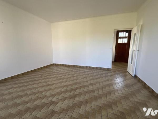 REZE - Maison d'habitation plain-pied
