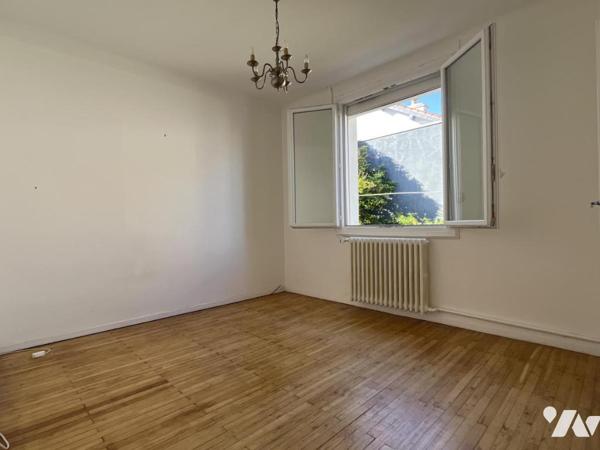 REZE - Maison d'habitation plain-pied