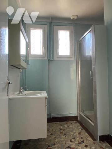 REZE - Maison d'habitation plain-pied