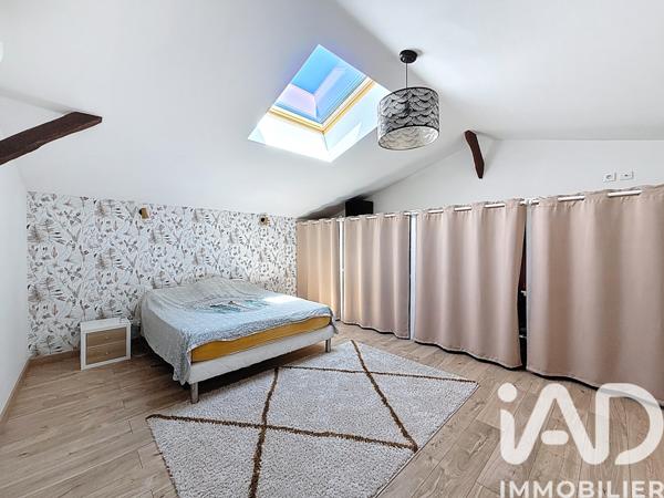 Maison à vendre 7 pièces 255 m² Montluel