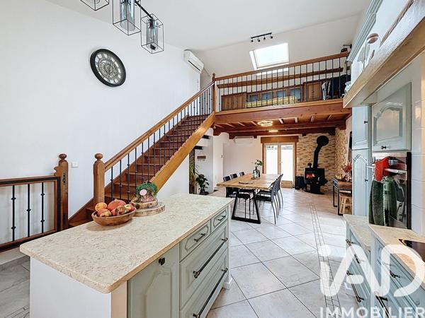 Maison à vendre 7 pièces 255 m² Montluel
