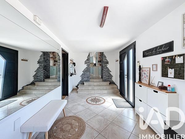 Maison à vendre 7 pièces 255 m² Montluel