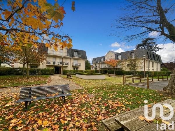 Appartement 2 pièces de 52 m² à Lamorlaye (60260)