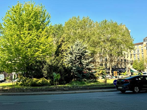 Clichy (92110) Studio Clichy La Garenne centre ville