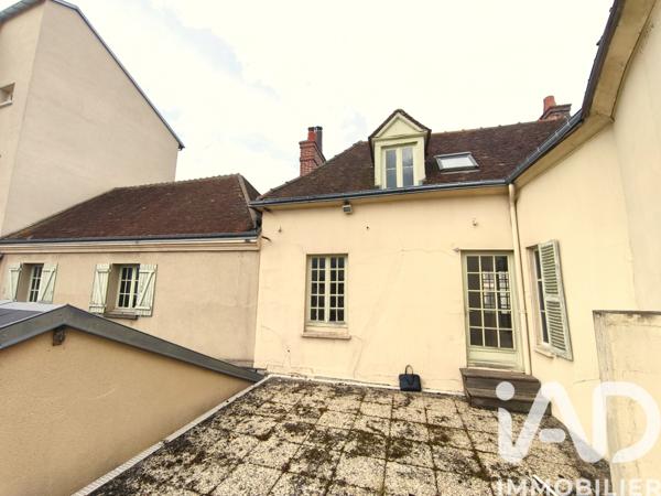 Immeuble à vendre 280 m² Dreux