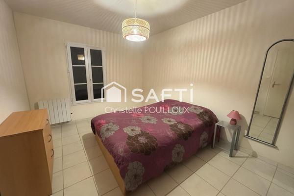 Maison de plain-pied, 2 chambres, jardin clos + terrains