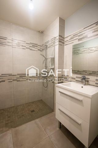 Maison de plain-pied, 2 chambres, jardin clos + terrains