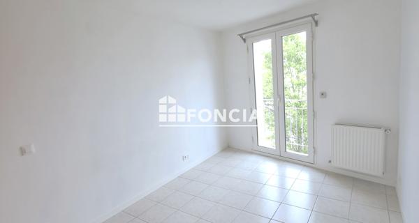 Location Appartement 3 pièces 53.04 m² - Les Mureaux 78130