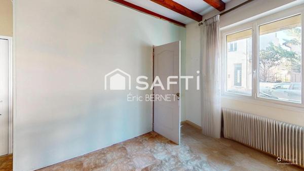 Maison avec du cachet , matériaux authentiques