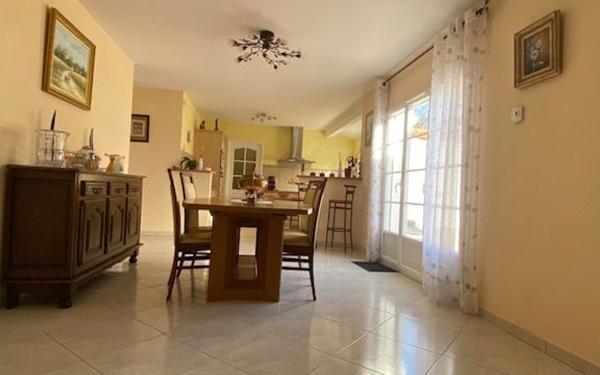 Maison à vendre    5 pièces • 137,07 m2 Breuil-Magné