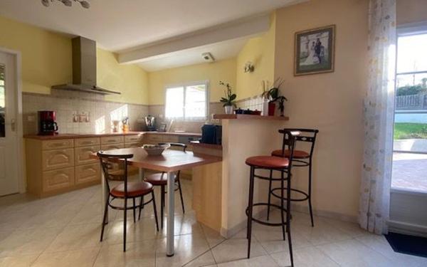 Maison à vendre    5 pièces • 137,07 m2 Breuil-Magné