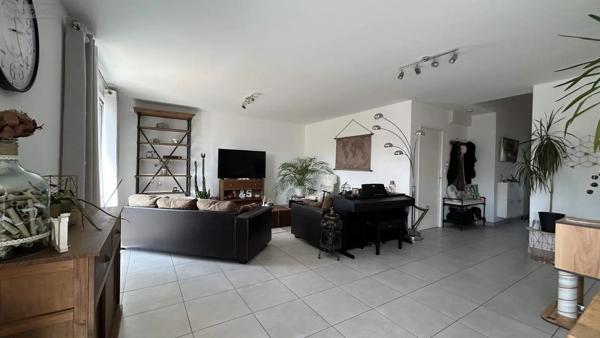 Achat - Maison Château-Gontier-sur-Mayenne 53200 4 pièces 100 m 2 278 m 2