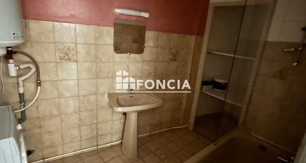 À vendre Studio 37 m² - Carpentras 84200
