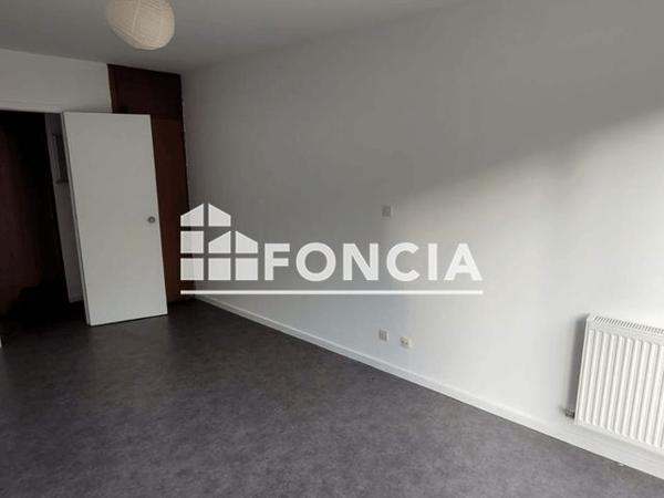 Location Studio 25.16 m² - 31 RUE DE LA COLLINE Nancy 54000
