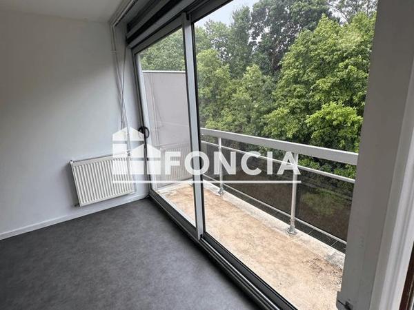 Location Studio 25.16 m² - 31 RUE DE LA COLLINE Nancy 54000