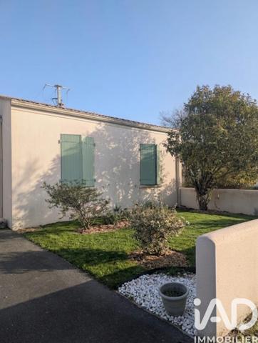 Location maison 4 pièces 82 m² Saint-Jean-de-Liversay