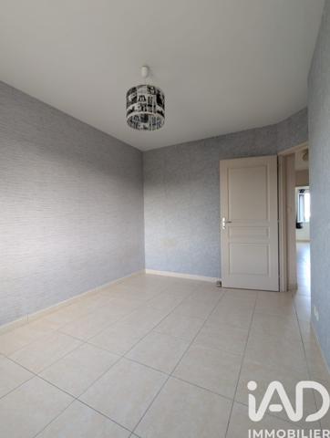 Location maison 4 pièces 82 m² Saint-Jean-de-Liversay