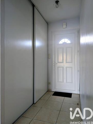 Location maison 4 pièces 82 m² Saint-Jean-de-Liversay