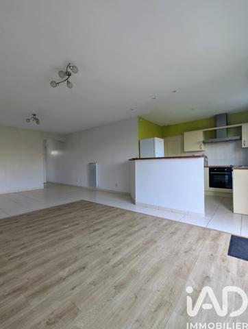 Location maison 4 pièces 82 m² Saint-Jean-de-Liversay