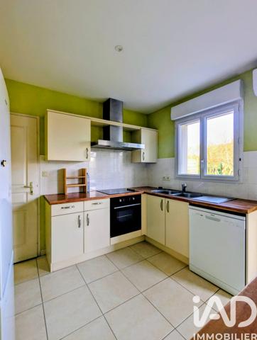 Location maison 4 pièces 82 m² Saint-Jean-de-Liversay