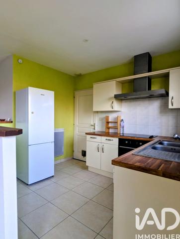 Location maison 4 pièces 82 m² Saint-Jean-de-Liversay