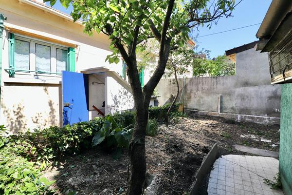 Champs sur Marne - Pavillon 3 pièces à rafraîchir