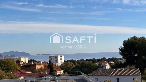 13600 - LA CIOTAT - Appartement T3 de 58 m2 avec terrasse de 14 m2, vue mer er 2 places de stationnement privées