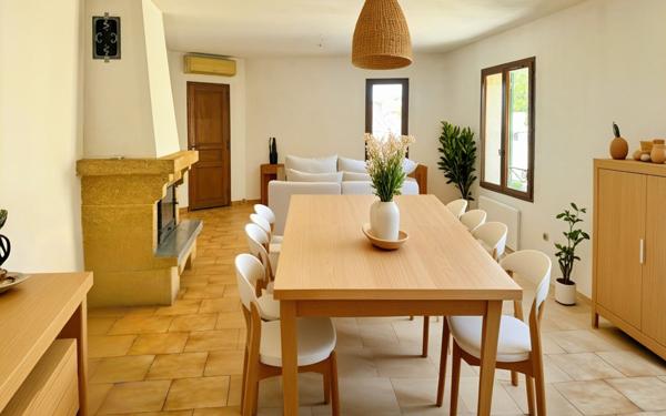 Maison à vendre    4 pièces •  Montfrin