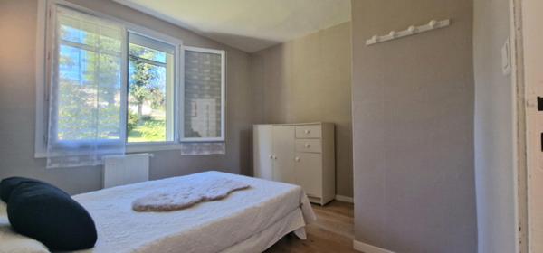 Maison Chateau L Evêque 5 pièces 116 m2-Terrain 2998 m2