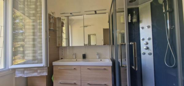 Maison Chateau L Evêque 5 pièces 116 m2-Terrain 2998 m2