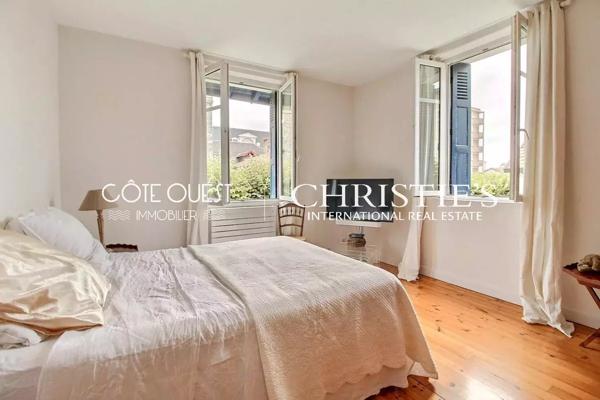 À vendre Biarritz quartier Saint-Charles - Élégante maison de ville à deux pas des commerces et des plages