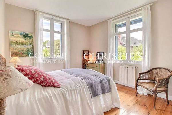 À vendre Biarritz quartier Saint-Charles - Élégante maison de ville à deux pas des commerces et des plages