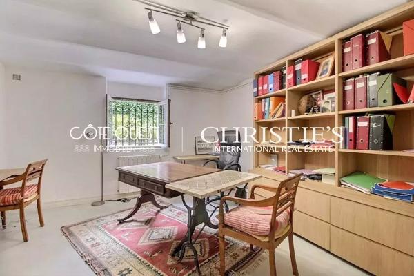 À vendre Biarritz quartier Saint-Charles - Élégante maison de ville à deux pas des commerces et des plages