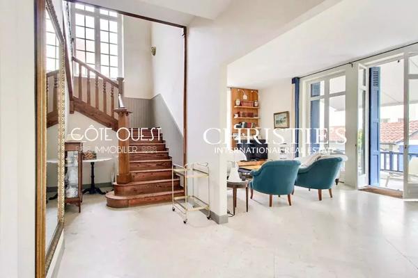 À vendre Biarritz quartier Saint-Charles - Élégante maison de ville à deux pas des commerces et des plages