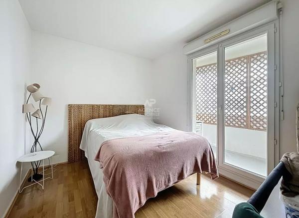 Appartement 3 pièces à vendre à Saint-Germain-en-Laye - Quartier Coteaux du Bel-Air 320 000 € **  - Référence  18023