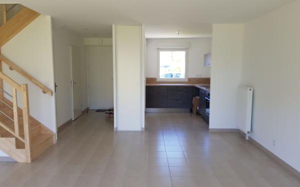 Maison à louer    4 pièces •  Orléans