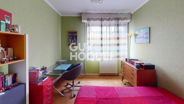 APPARTEMENT À VENDRE DE 6 PIÈCES DE 125,50 M²