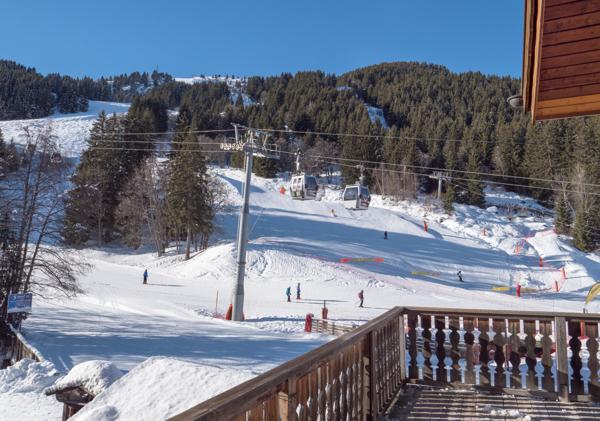 Meribel les allues (73550) EMPLACEMENT EXCEPTIONNEL skis au pied!! MERIBEL 73550 - TROIS VALLEES