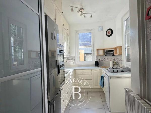 Tours, Hôtel particulier 7 Chambres -  200 m² à vendre