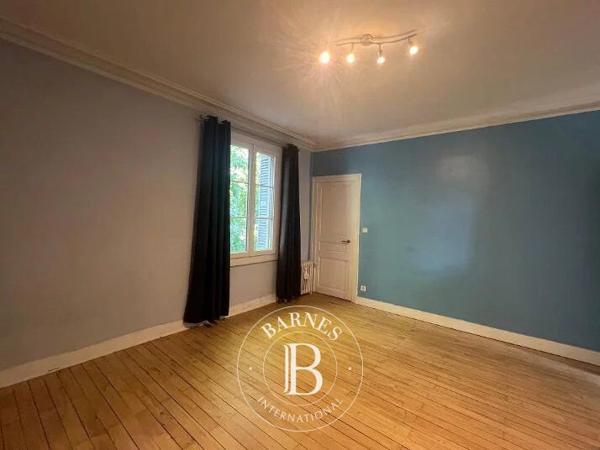 Tours, Hôtel particulier 7 Chambres -  200 m² à vendre