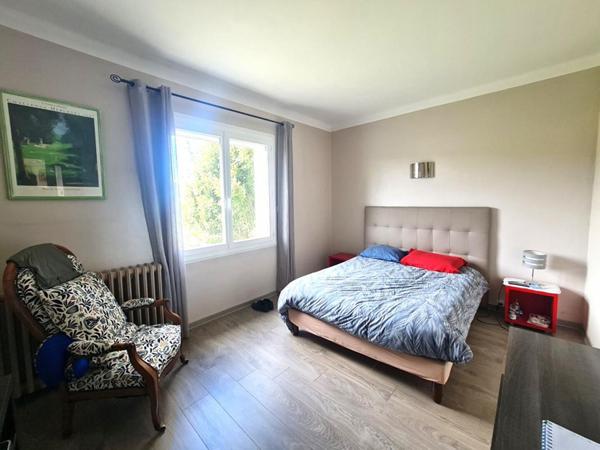 Villa  en impasse, sans vis-à-vis avec piscine