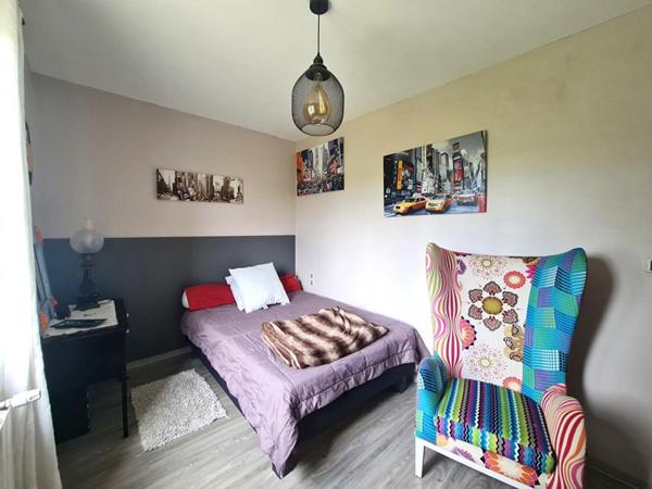 Villa  en impasse, sans vis-à-vis avec piscine