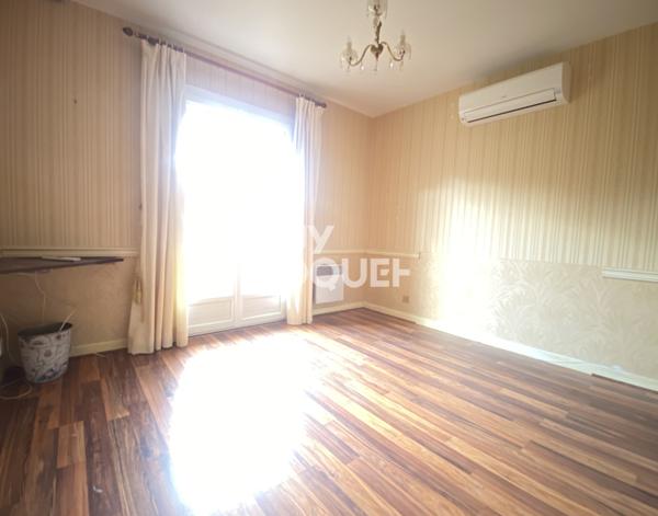 MAISON À VENDRE DE 6 PIÈCES DE 132,00 M²