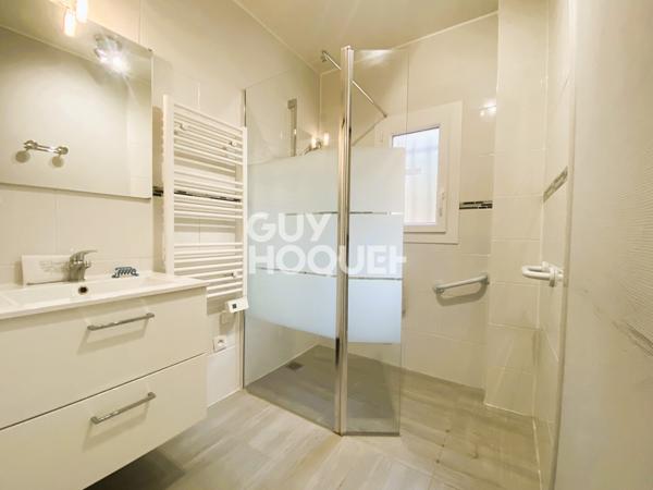 MAISON À VENDRE DE 6 PIÈCES DE 132,00 M²