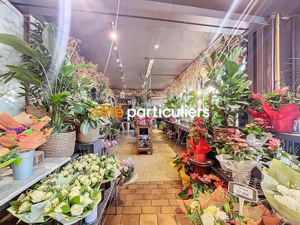 Vente Local commercial336 m² - 6 Pièces - LA CHAPELLE D ARMENTIERES (59930)