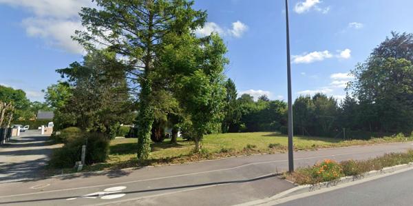 A VENDRE - Maison divisée en 2 logements loués + terrain de 2106 m² - AGNEAUX (50180)