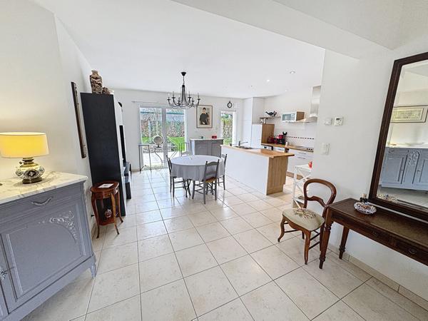 Plain-pied - Jardin - 3 chambres, Douet, Busway, commerces