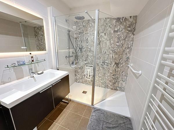 Plain-pied - Jardin - 3 chambres, Douet, Busway, commerces