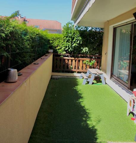 Appartement à vendre 4 pièces ORNEX (01)