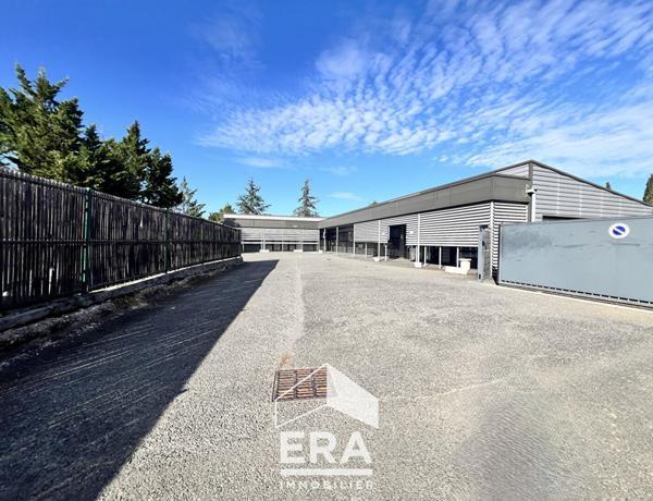 Local d'activité de 390m2 à Albi